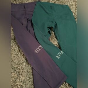 2 pairs of Fleo tights, size M